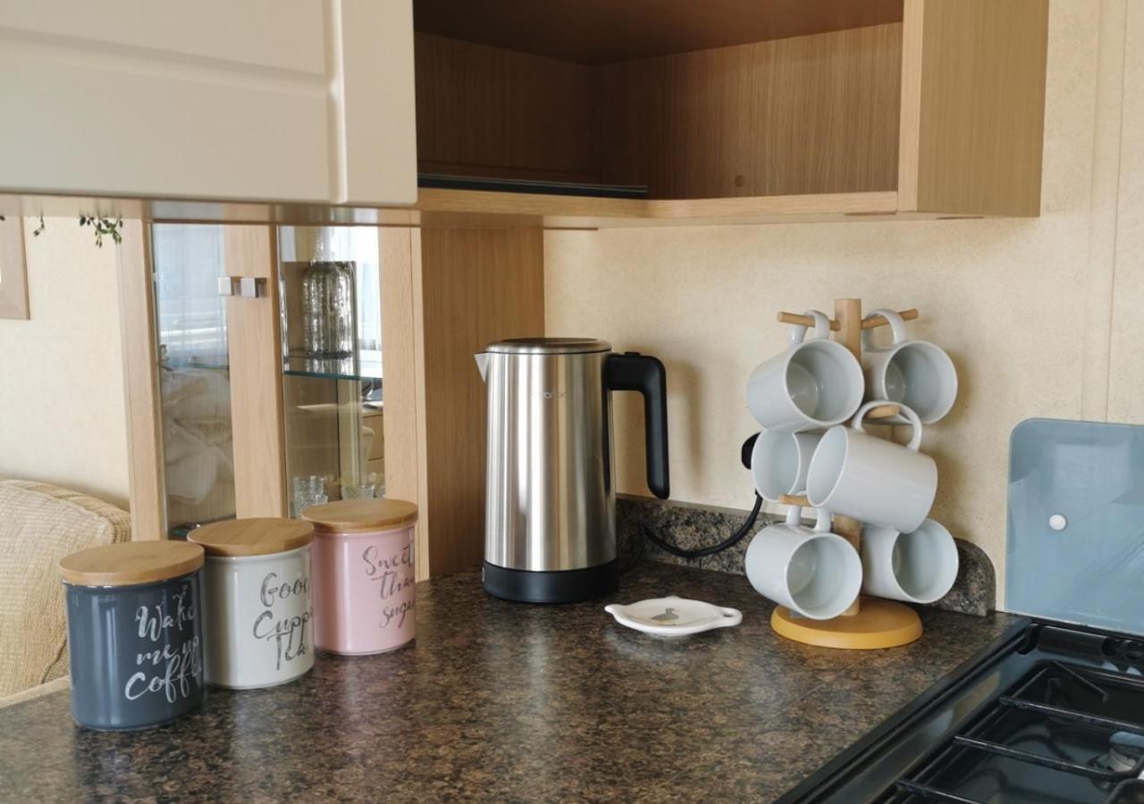 Tranquil 6 Berth Luxury Holiday Home Chichester Esterno foto
