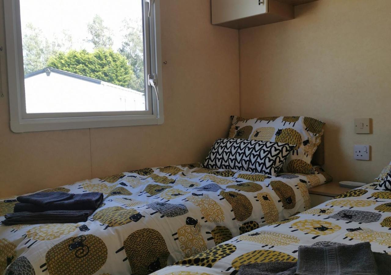 Tranquil 6 Berth Luxury Holiday Home Chichester Esterno foto